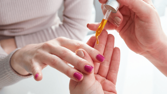 How to nourish your nails in daily life?